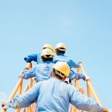 Happy Labor Day 2023: 5 Outfit Ideas for Different Types of Work